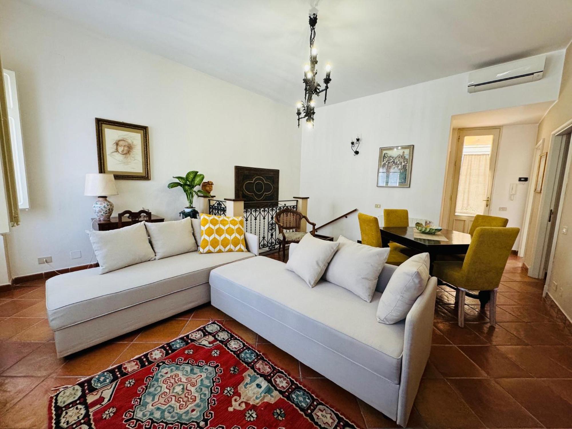 Penthouse Duomo Apartment Чефалу Екстериор снимка